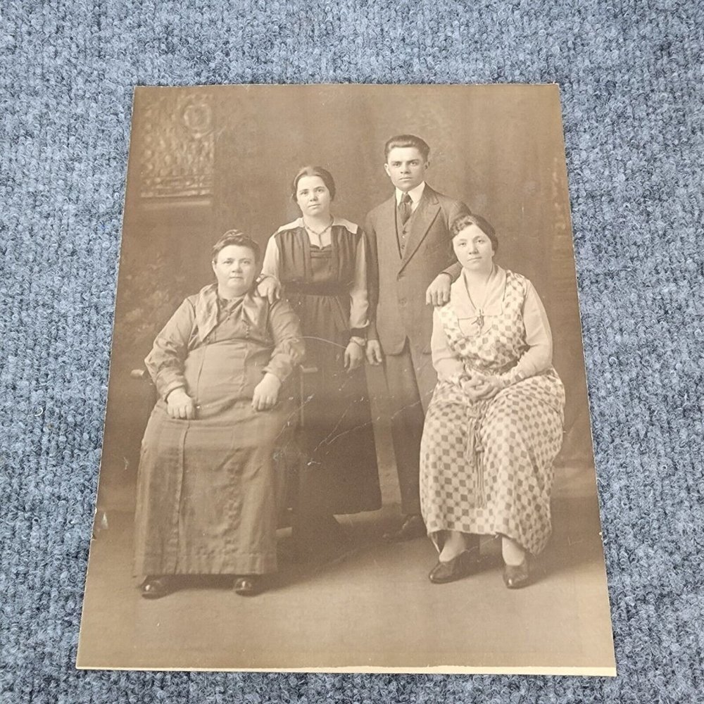 Antique Vintage Photo‎ Portrait Family  Vernacular 8X9.5" Mother 2 Daughters Son